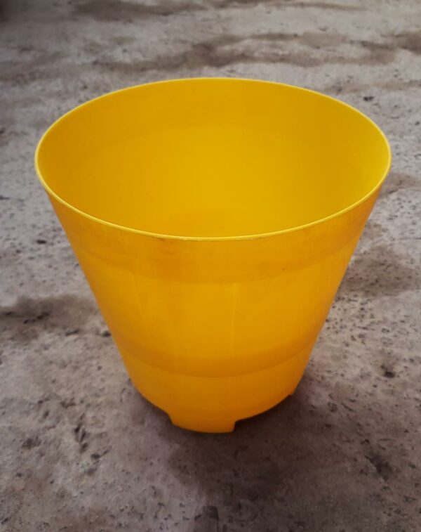 Macetero barril amarillo N23