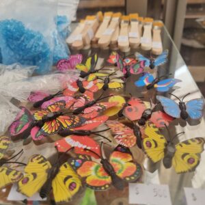 Mariposa de colores con imán